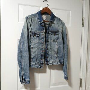 Zara Women's Distressed Jean Jacket Size Large